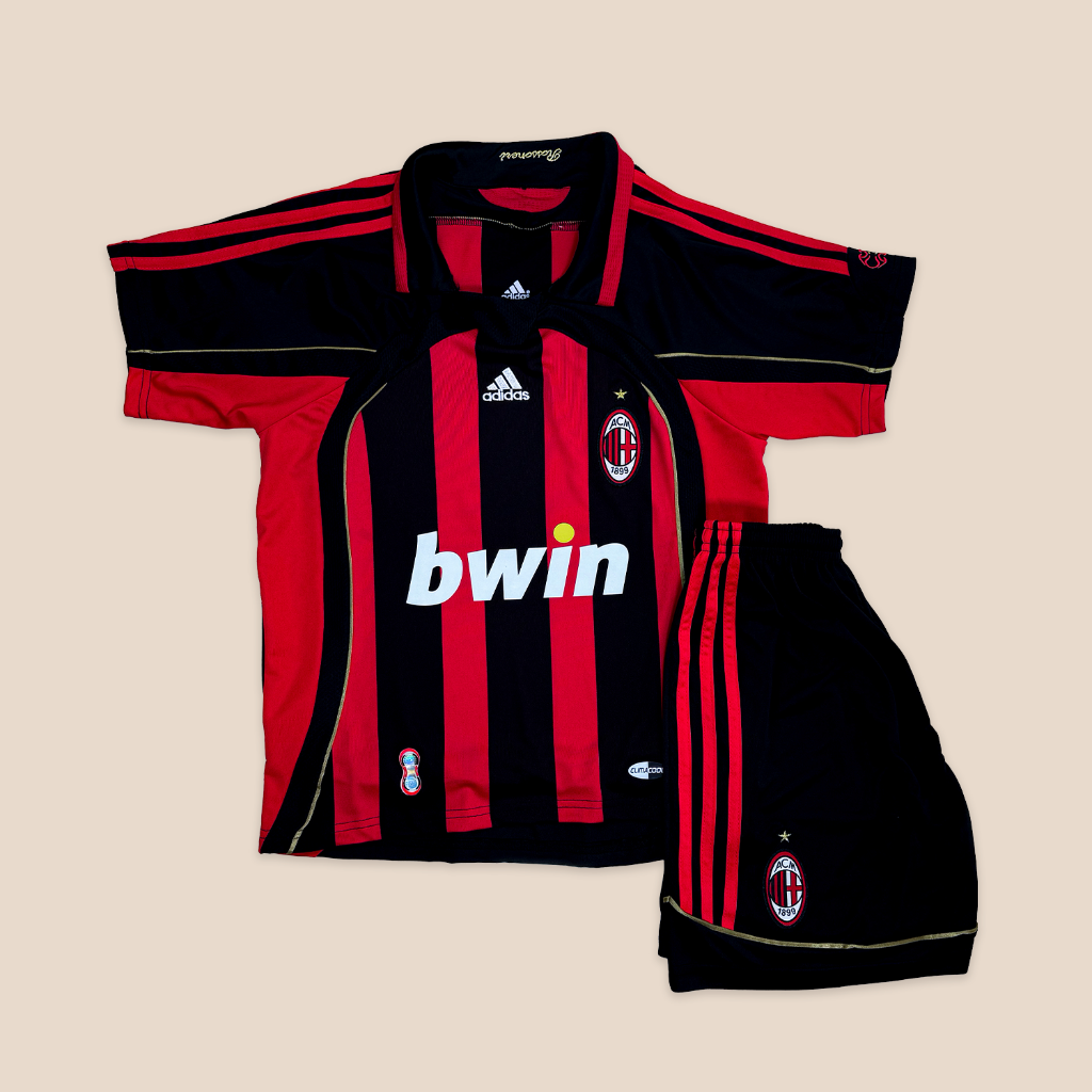 AC Milan 2006/07 Local para Niños