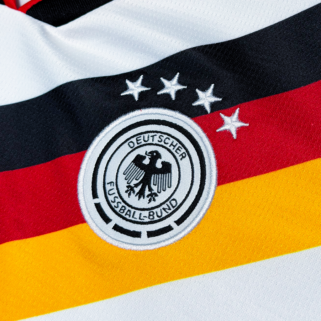 Alemania 2026 Local CropTop