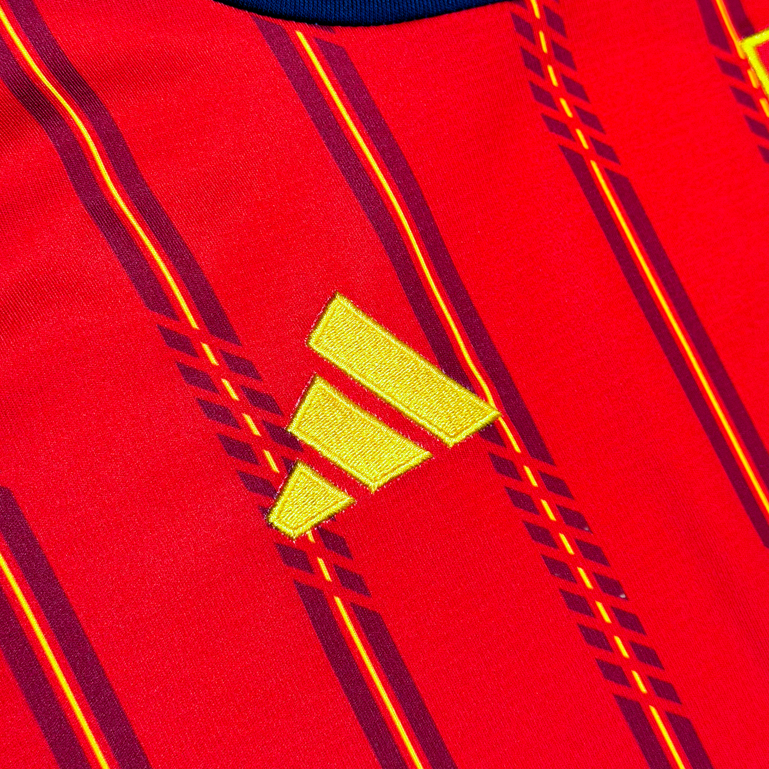 España 2026 Local CropTop