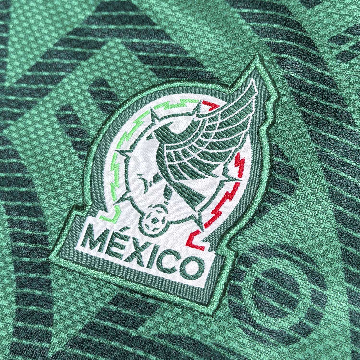 México 2026 Local CropTop