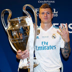 Real Madrid 2017/18 Local para Niños
