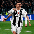 Juventus 2018/19 Local Versión Jugador