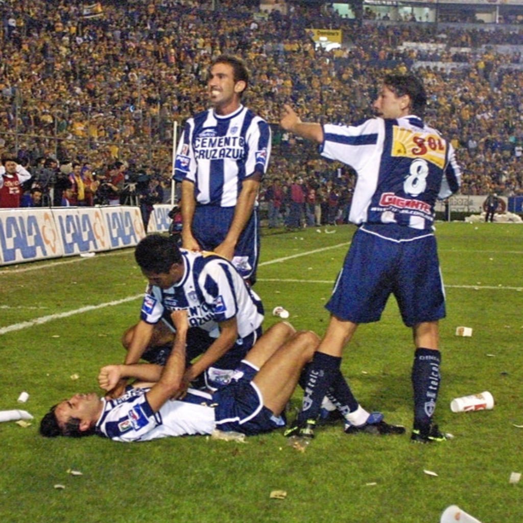 Jersey Pachuca 2001/02 Local