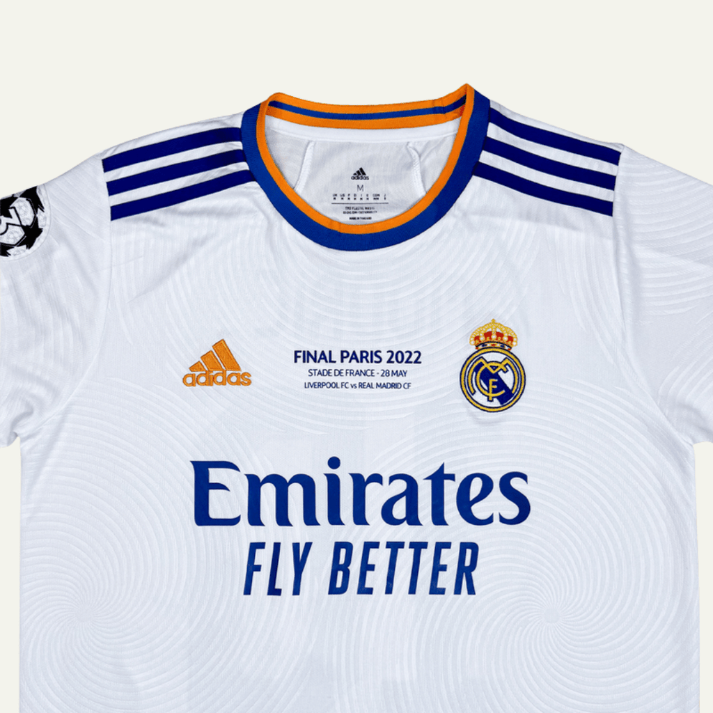 Real Madrid 2021/22 Local