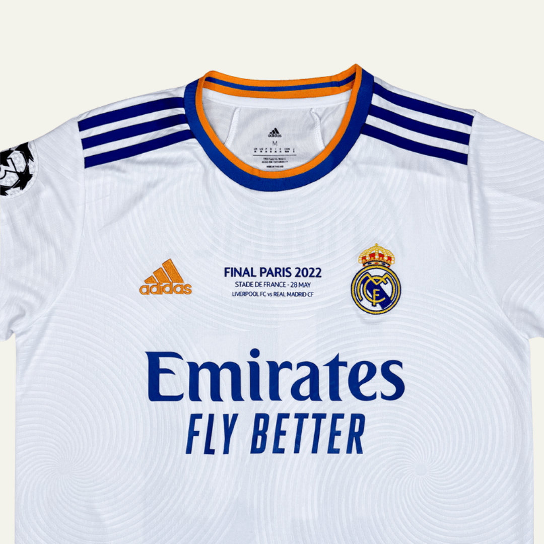 Real Madrid 2021/22 Local