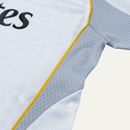 Real Madrid 2025/26 Local Versión Jugador