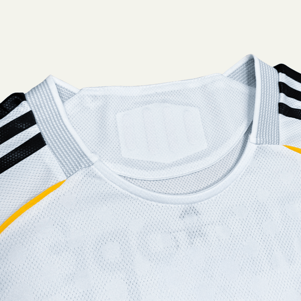 Real Madrid 2025/26 Local Versión Jugador