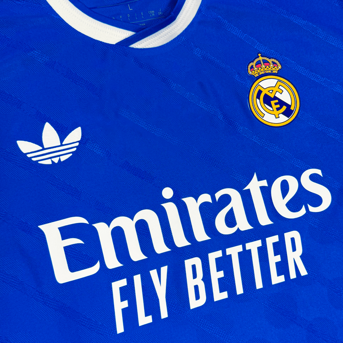 Real Madrid 2025/26 Tercera Versión Jugador