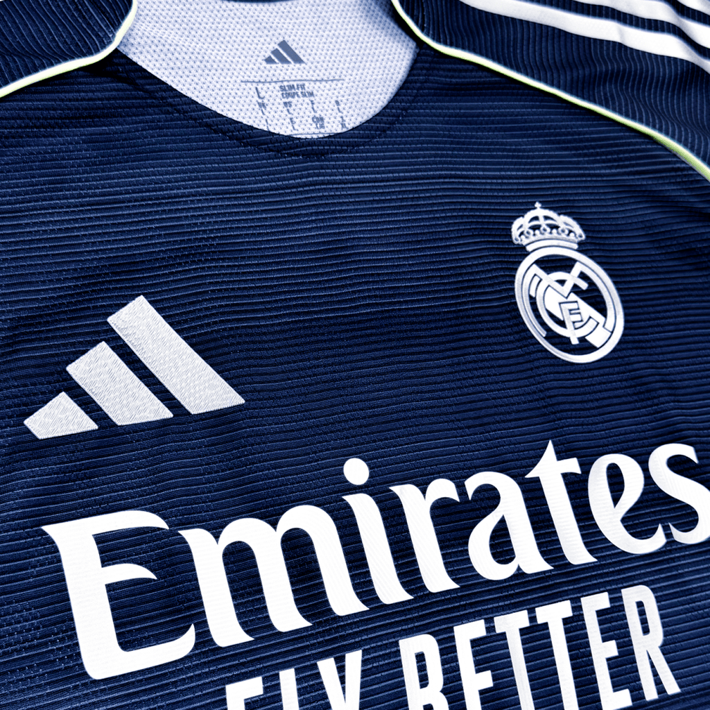 Real Madrid 2025/26 Visitante Versión Jugador