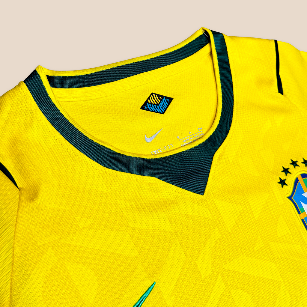 Brasil 2026 Local CropTop